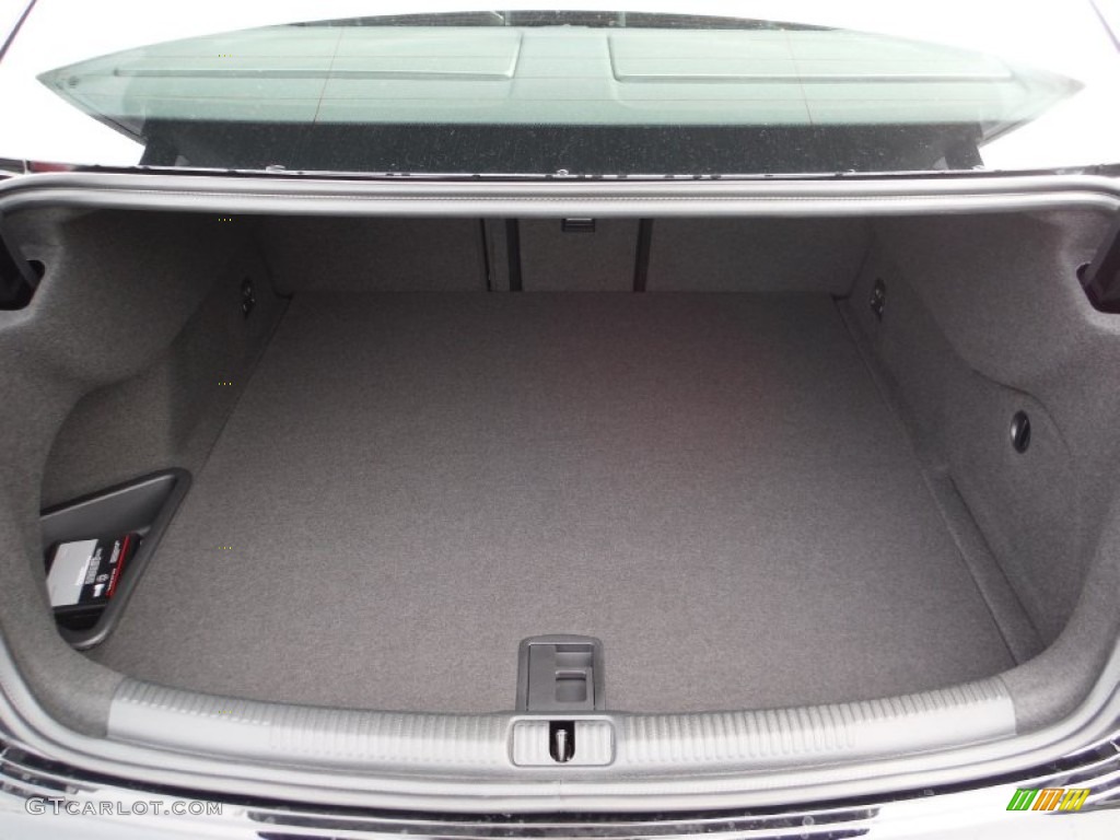 2016 Audi A3 2.0 Premium quattro Trunk Photos