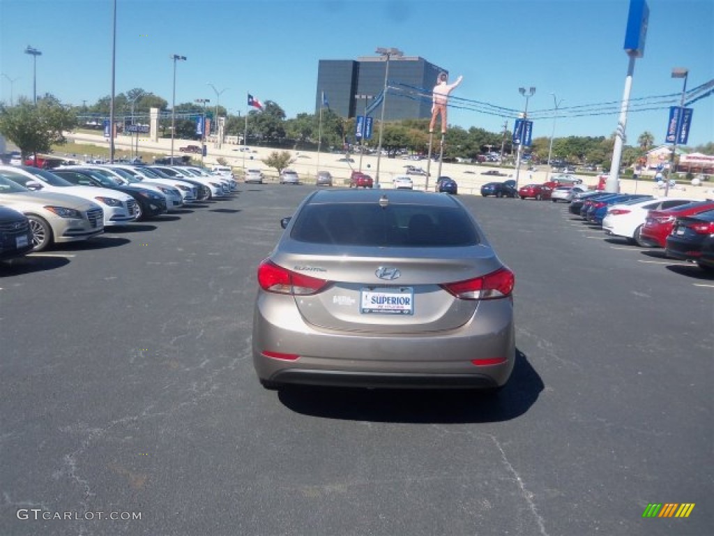 2016 Elantra Value Edition - Desert Bronze / Black photo #9