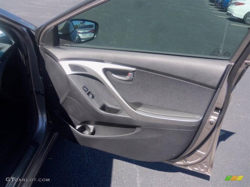 2016 Elantra Value Edition - Desert Bronze / Black photo #12