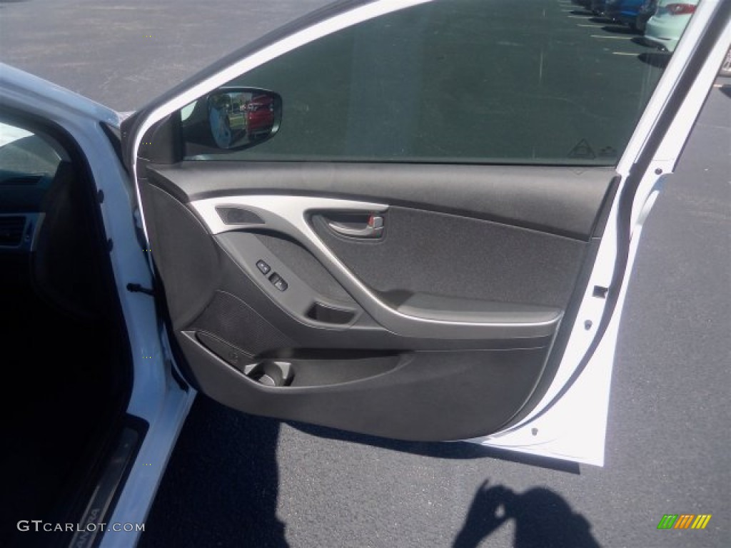 2016 Elantra Value Edition - White / Black photo #12
