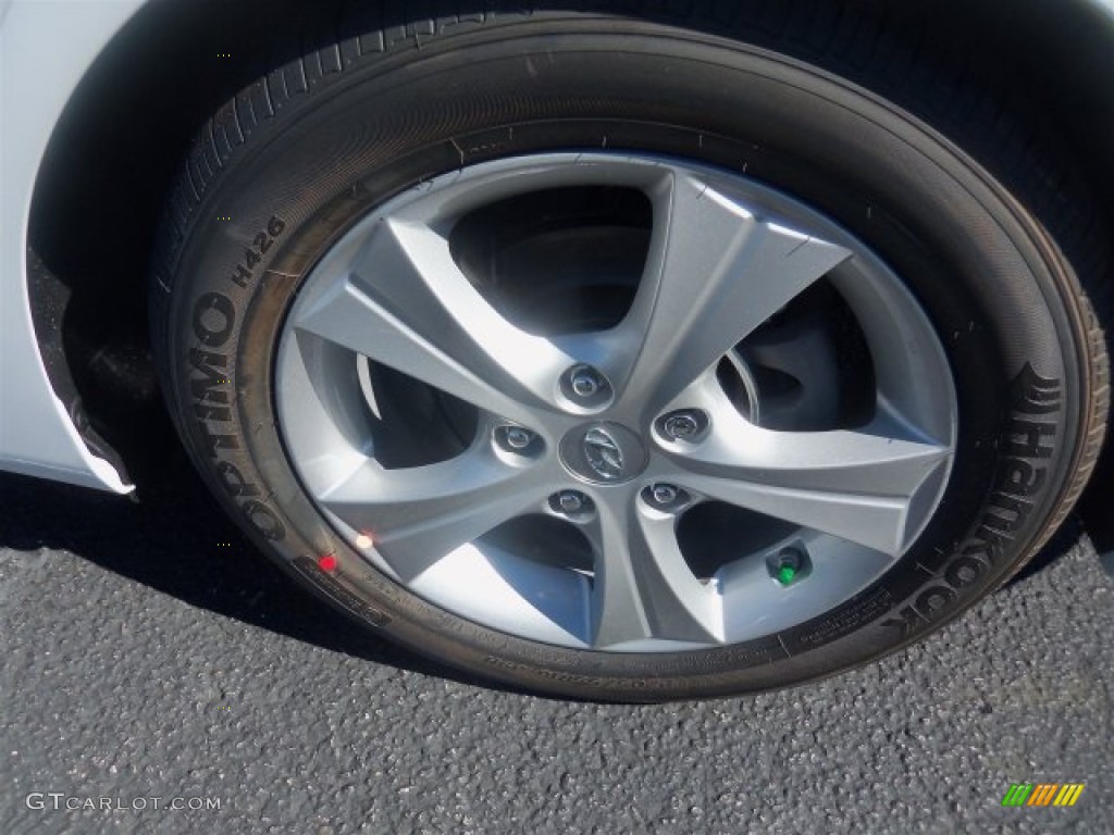 2016 Elantra Value Edition - White / Black photo #17