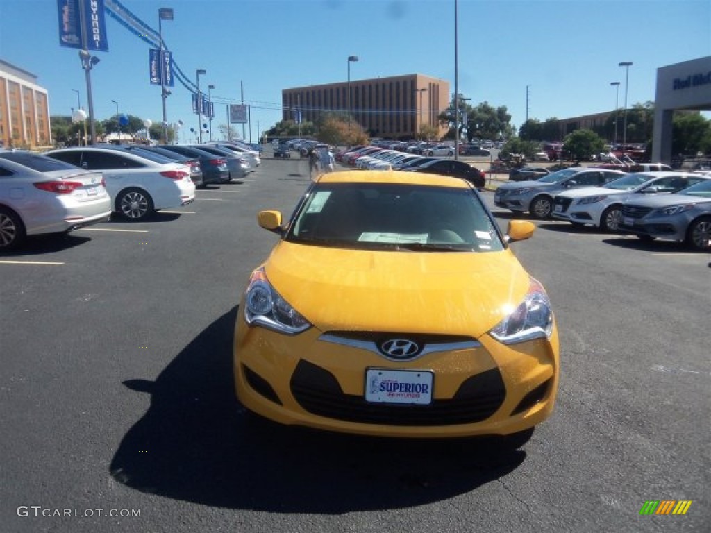 2016 Veloster  - 26.2 Yellow / Black photo #5