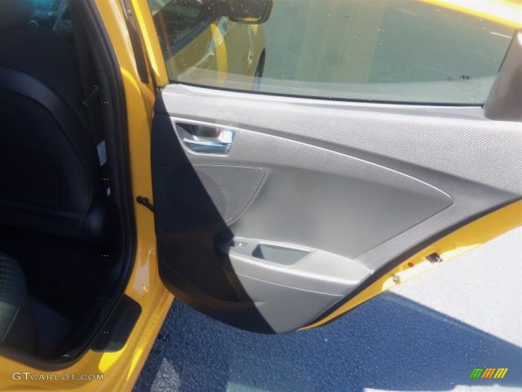 2016 Veloster  - 26.2 Yellow / Black photo #15