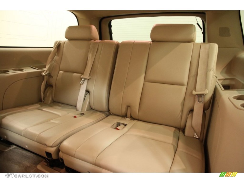 2011 Cadillac Escalade ESV Luxury AWD Rear Seat Photos