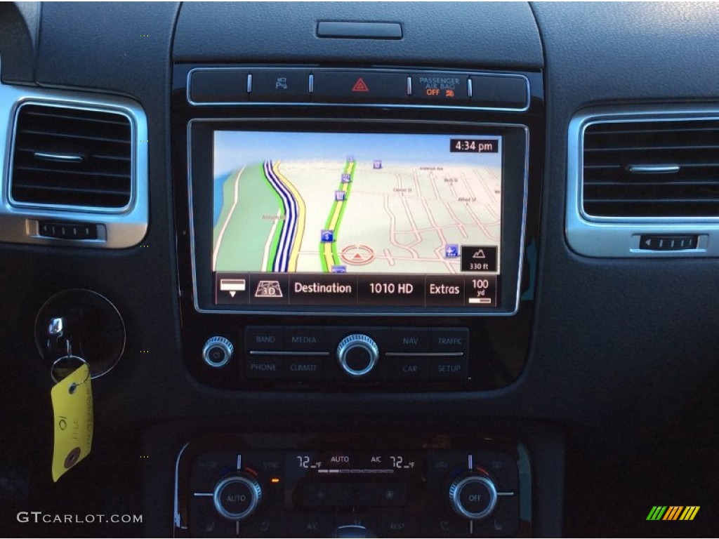 2016 Volkswagen Touareg TDI Lux Navigation Photos