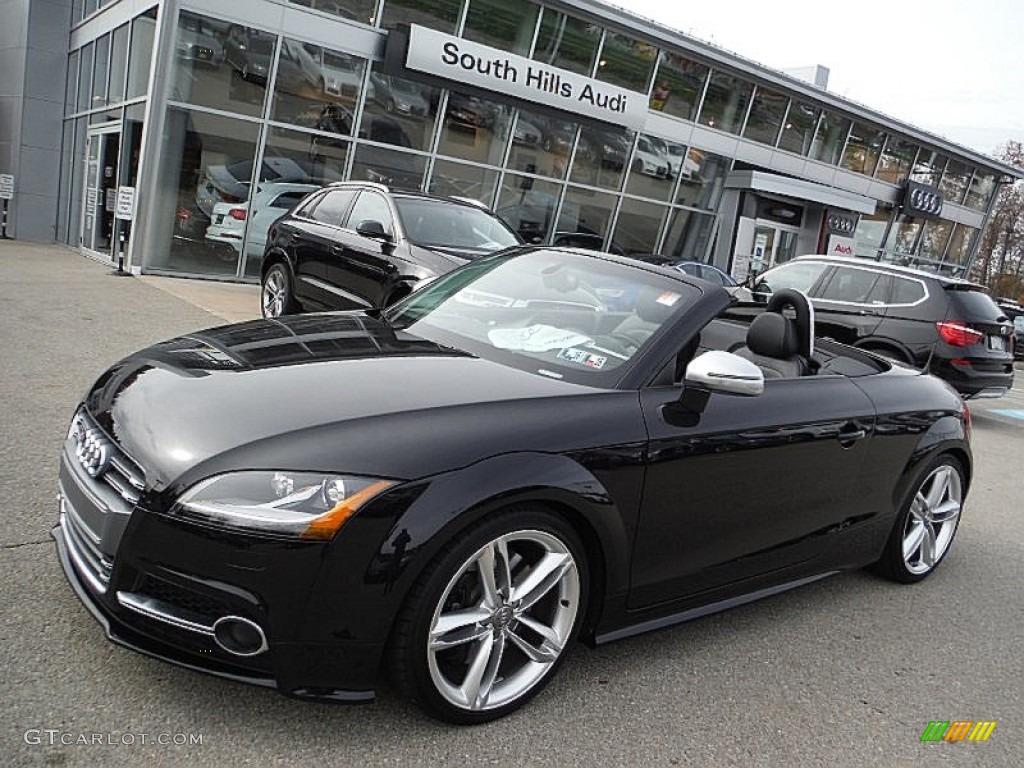 Phantom Black Pearl Effect Audi TT