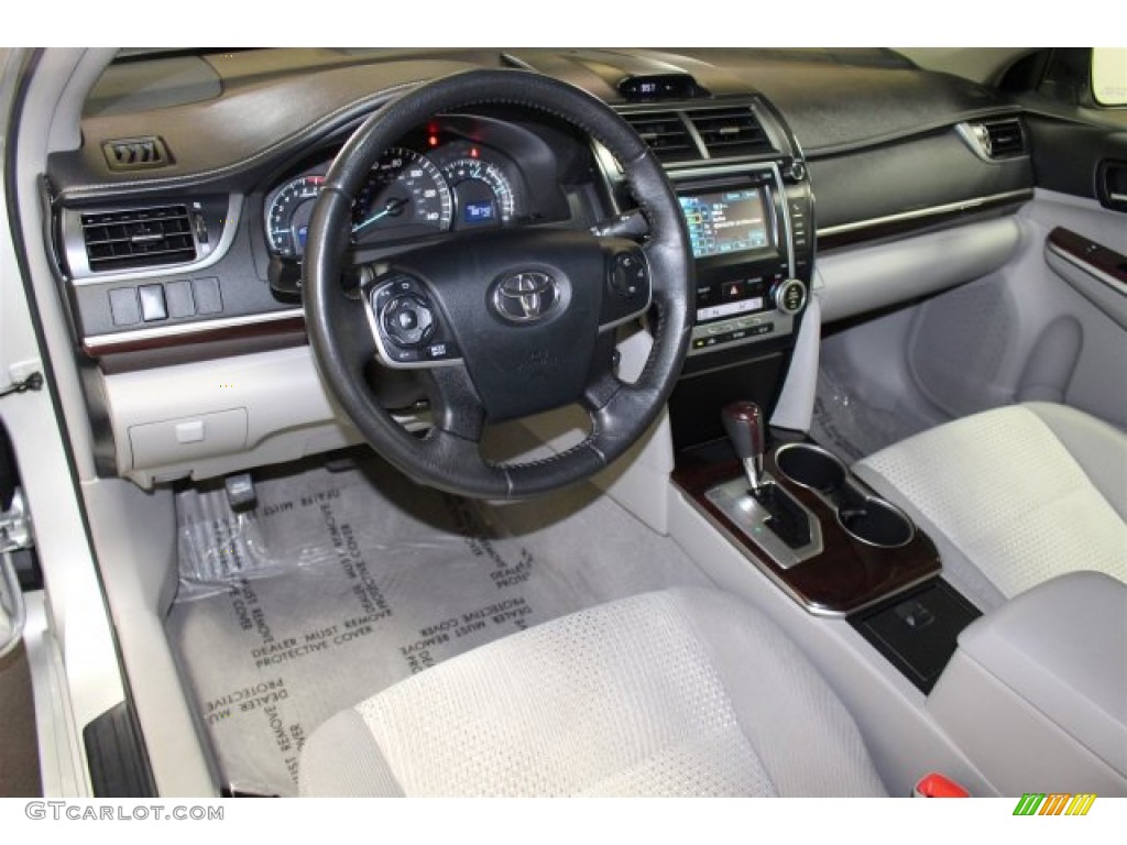 2012 Toyota Camry XLE Interior Color Photos