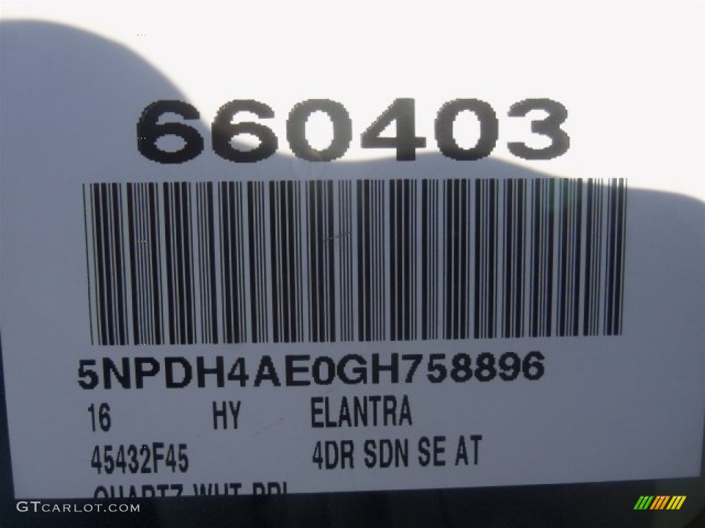 2016 Elantra SE - White / Beige photo #3