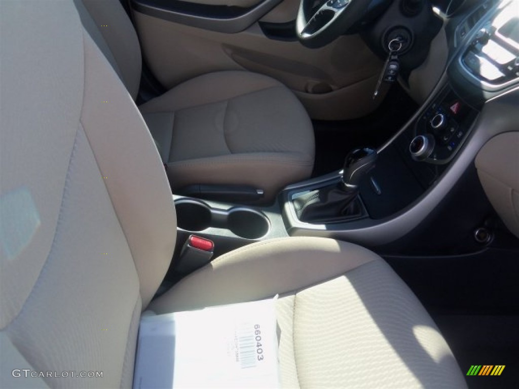 2016 Elantra SE - White / Beige photo #13