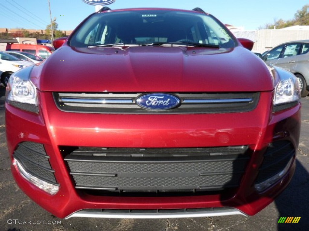 2016 Escape SE 4WD - Ruby Red Metallic / Charcoal Black photo #6