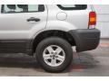 2005 Silver Metallic Ford Escape XLS 4WD  photo #53