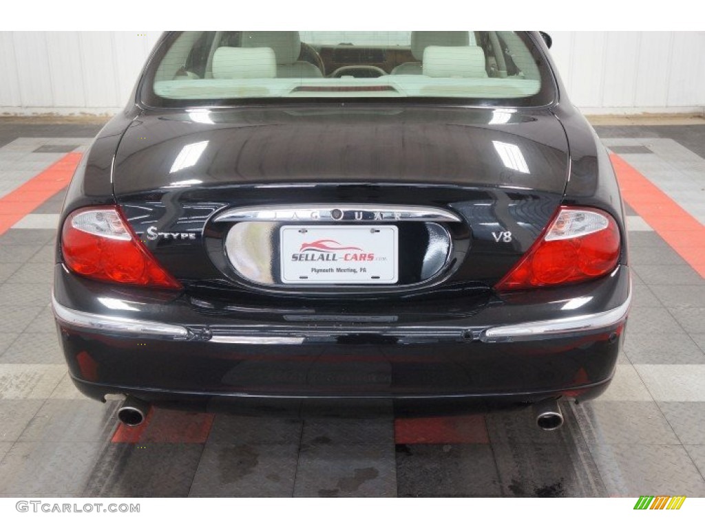 2003 S-Type 4.2 - Ebony Black / Charcoal photo #59