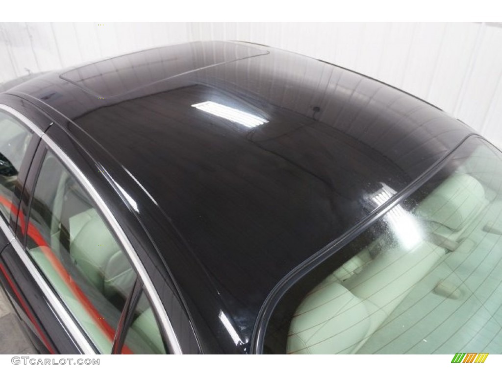 2003 S-Type 4.2 - Ebony Black / Charcoal photo #74
