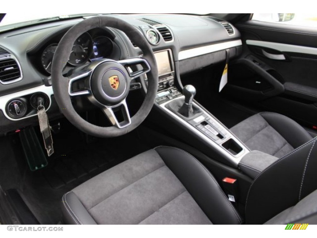 Black Interior 2016 Porsche Boxster Spyder Photo #108307908