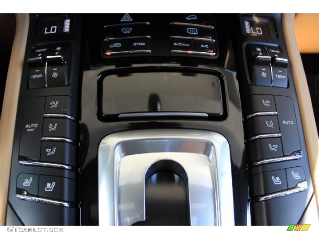 2016 Porsche Cayenne Diesel Controls Photo #108309144