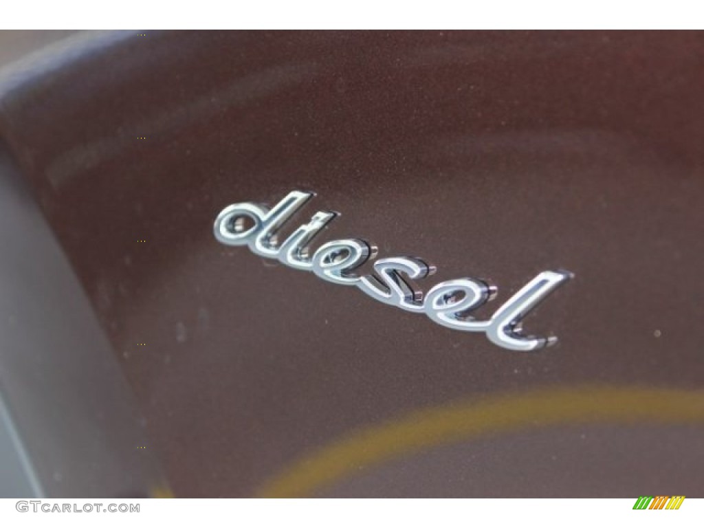 2016 Porsche Cayenne Diesel Marks and Logos Photos