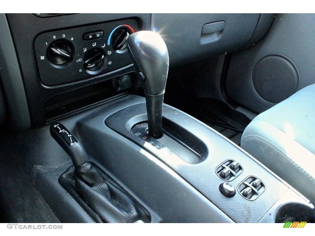 2005 Liberty Sport 4x4 - Black Clearcoat / Medium Slate Gray photo #29
