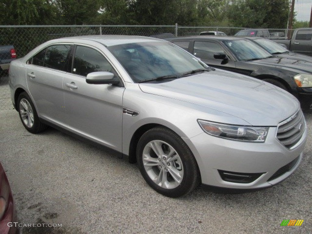 2015 Taurus SEL - Ingot Silver Metallic / Charcoal Black photo #2