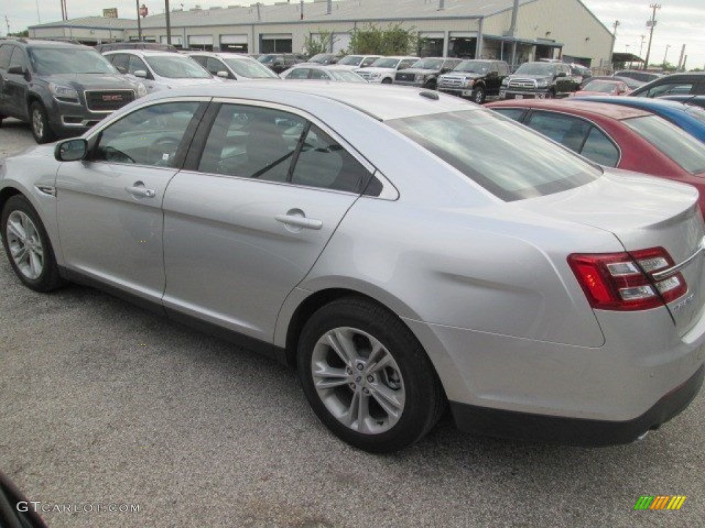 2015 Taurus SEL - Ingot Silver Metallic / Charcoal Black photo #11