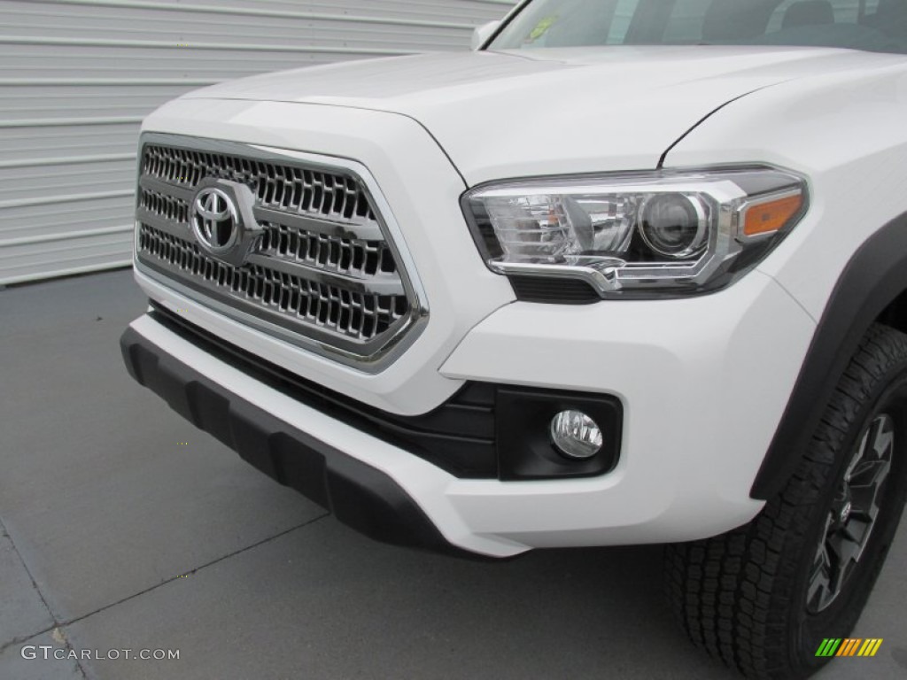 2016 Tacoma TRD Off-Road Double Cab 4x4 - Super White / TRD Graphite photo #10