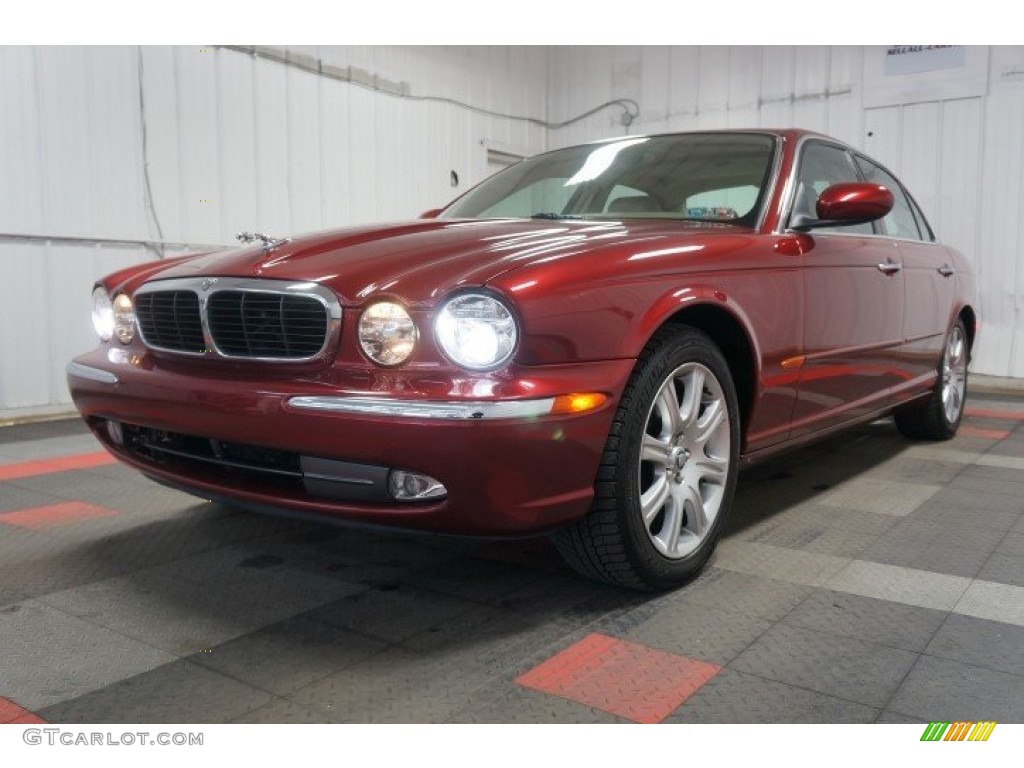 2004 XJ XJ8 - Radiance Red Metallic / Sand photo #3