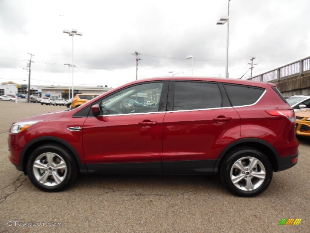2016 Escape SE 4WD - Ruby Red Metallic / Charcoal Black photo #7