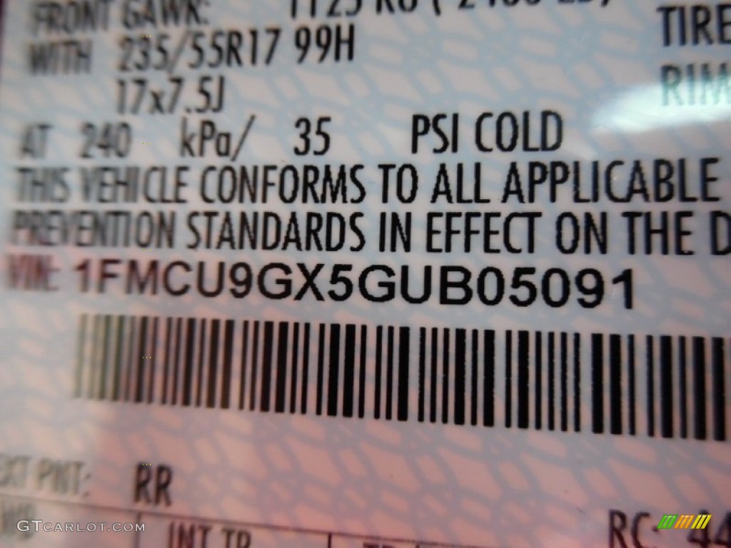 2016 Escape SE 4WD - Ruby Red Metallic / Charcoal Black photo #16