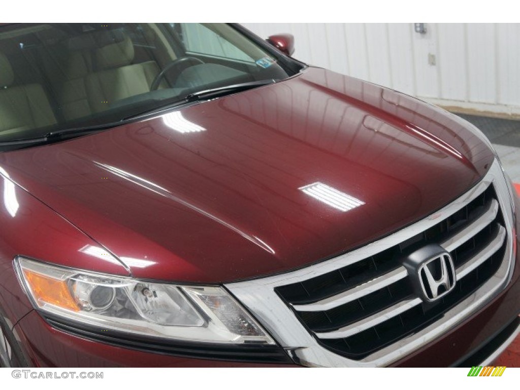 2013 Crosstour EX-L V-6 4WD - Basque Red Pearl II / Ivory photo #50