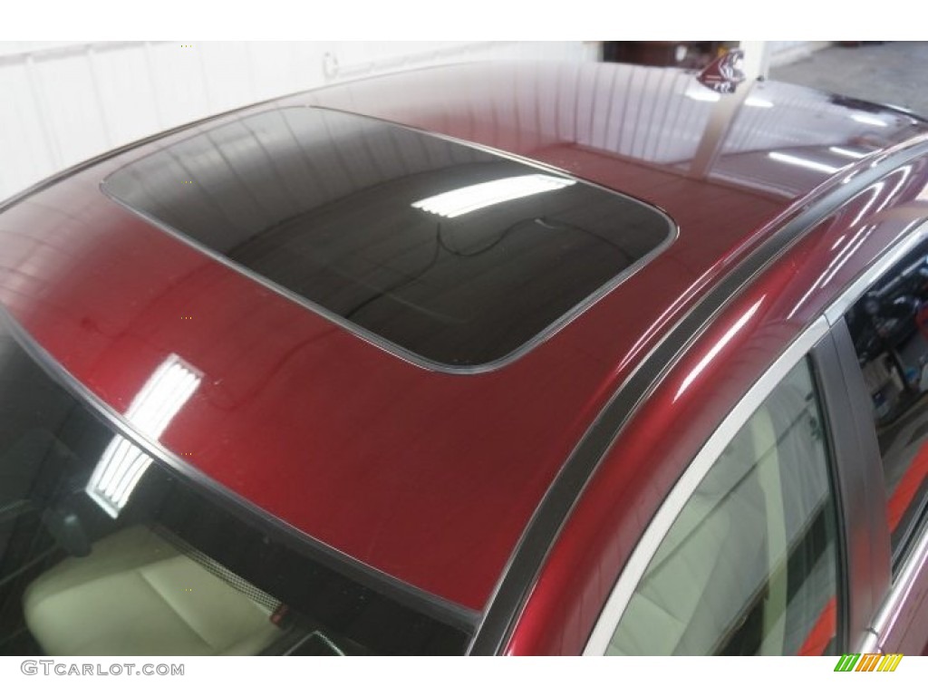 2013 Crosstour EX-L V-6 4WD - Basque Red Pearl II / Ivory photo #78