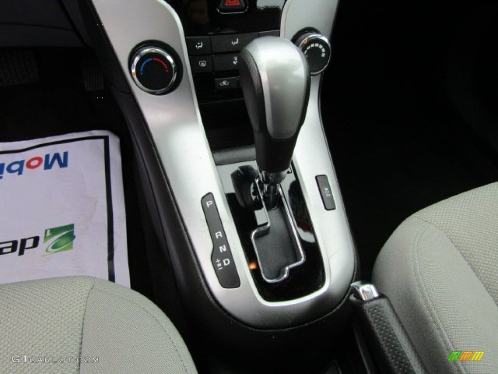 2015 Cruze LT - Autumn Bronze Metallic / Jet Black/Medium Titanium photo #11