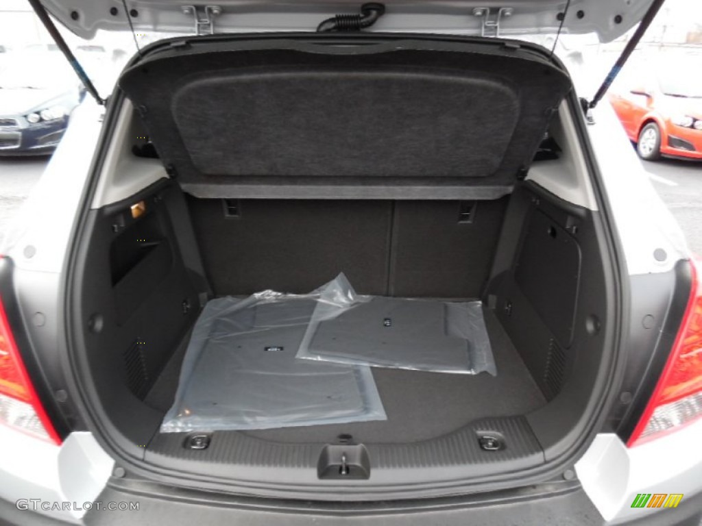 2016 Trax LT - Silver Ice Metallic / Jet Black photo #8