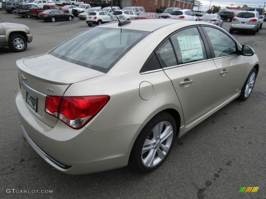 2016 Cruze Limited LTZ - Champagne Silver Metallic / Cocoa/Light Neutral photo #5