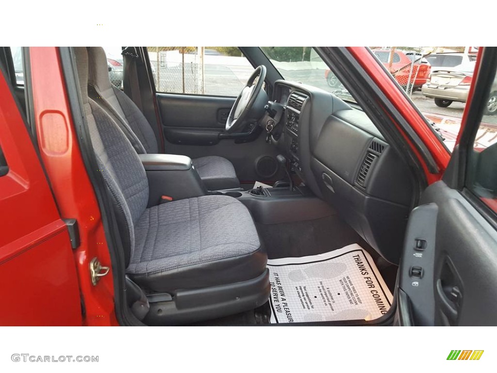 2000 Cherokee Sport 4x4 - Flame Red / Agate Black photo #14
