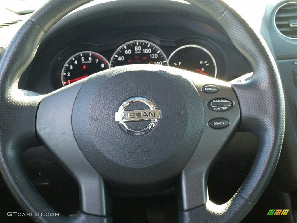 2010 Altima 2.5 S - Super Black / Charcoal photo #13