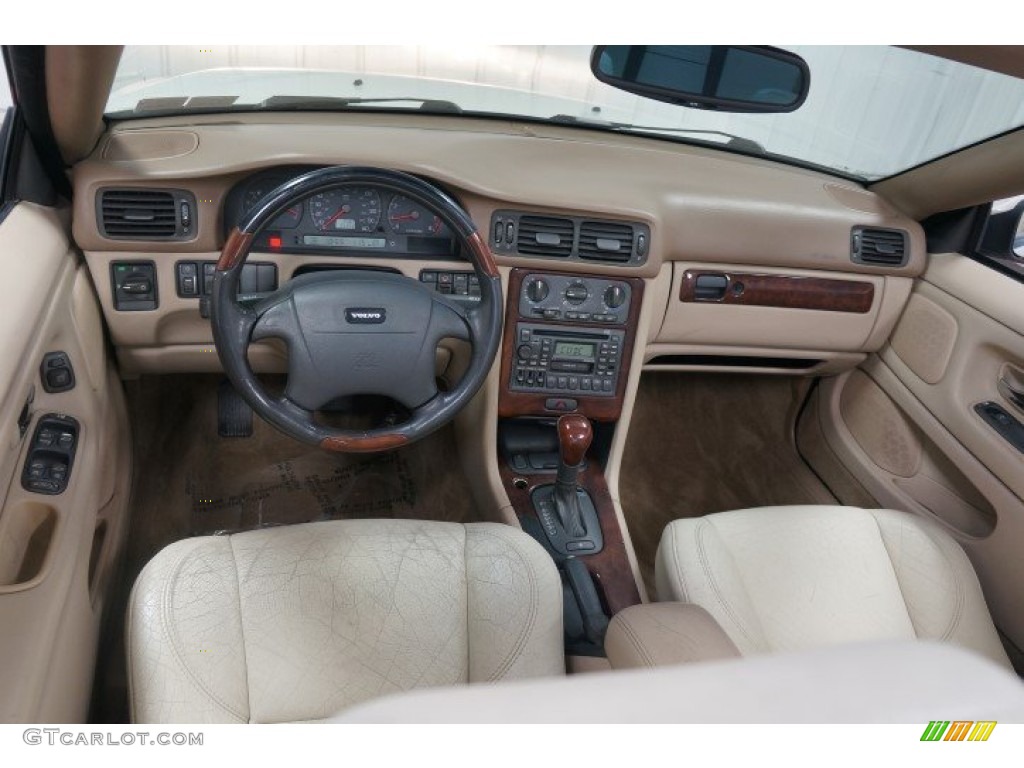 2004 C70 Low Pressure Turbo - White / Beige photo #20