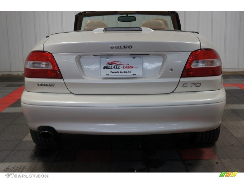 2004 C70 Low Pressure Turbo - White / Beige photo #59