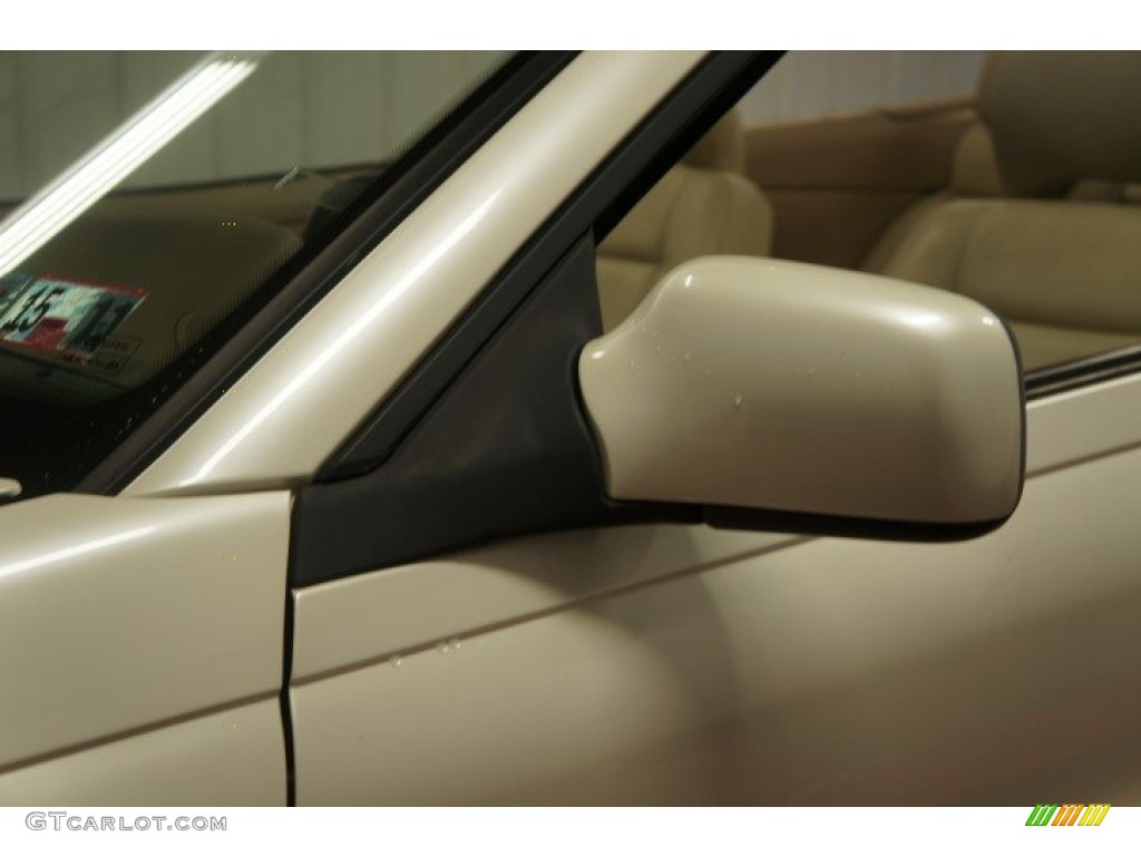 2004 C70 Low Pressure Turbo - White / Beige photo #64