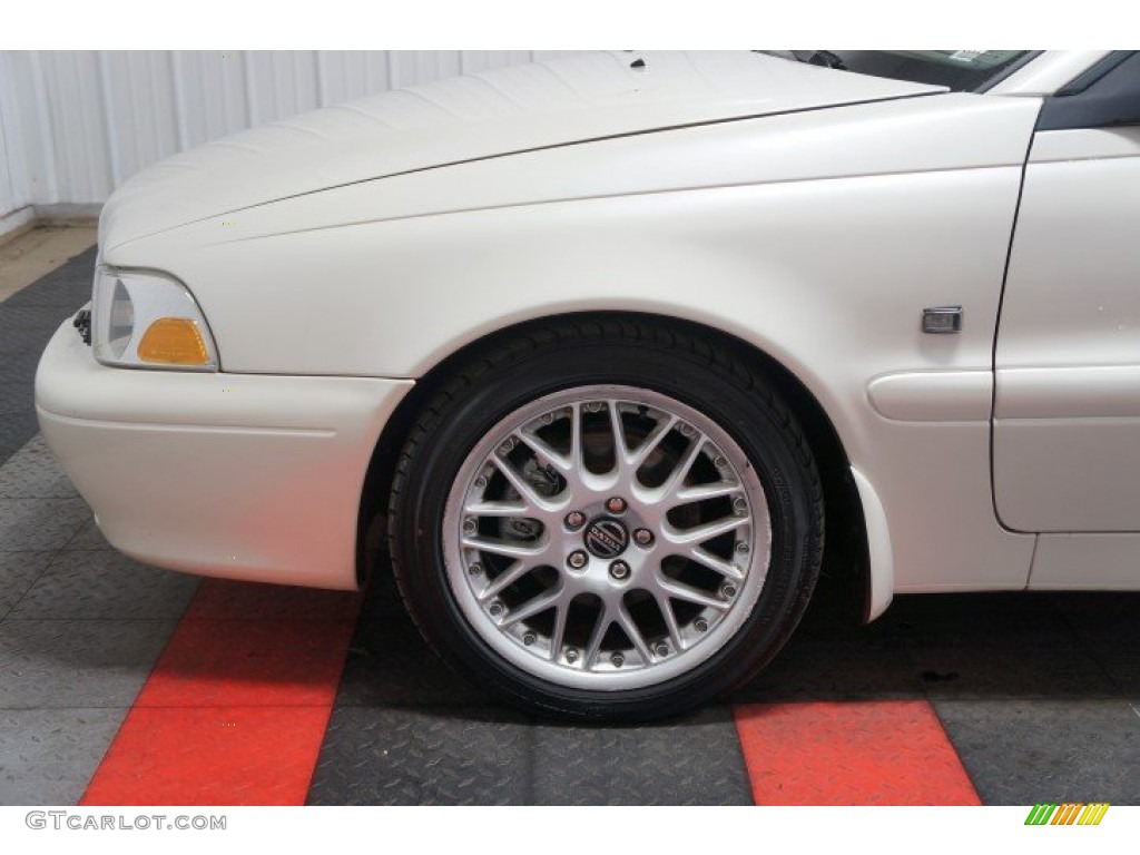 2004 C70 Low Pressure Turbo - White / Beige photo #66