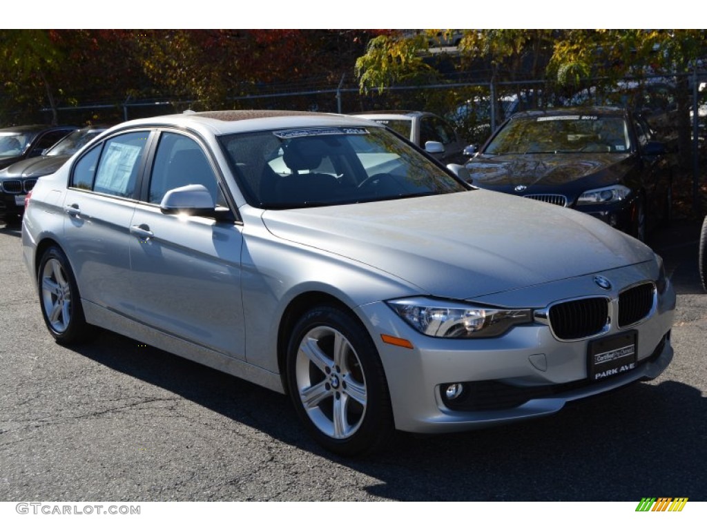 2014 3 Series 320i xDrive Sedan - Glacier Silver Metallic / Black photo #1