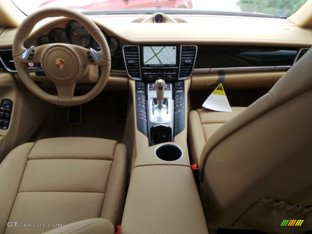 2015 Panamera  - Sapphire Blue Metallic / Luxor Beige photo #27