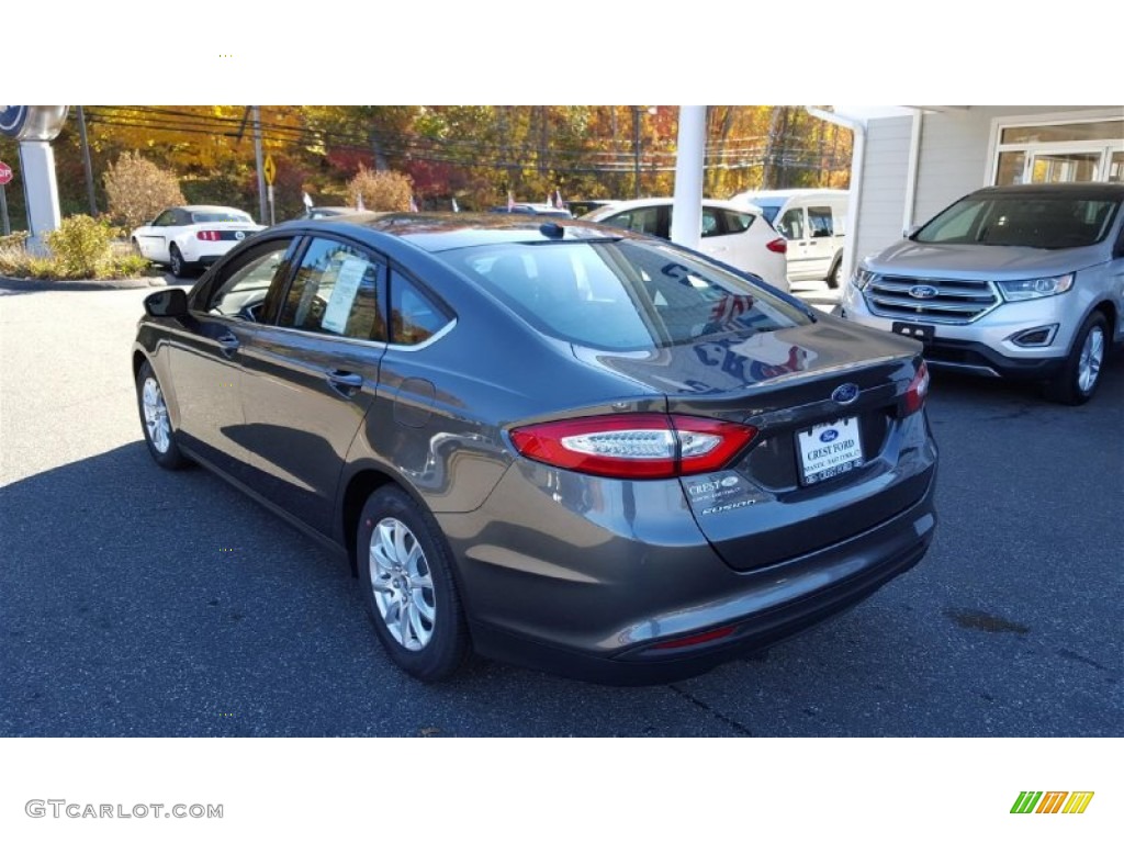 2016 Fusion S - Magnetic Metallic / Medium Earth Gray photo #5