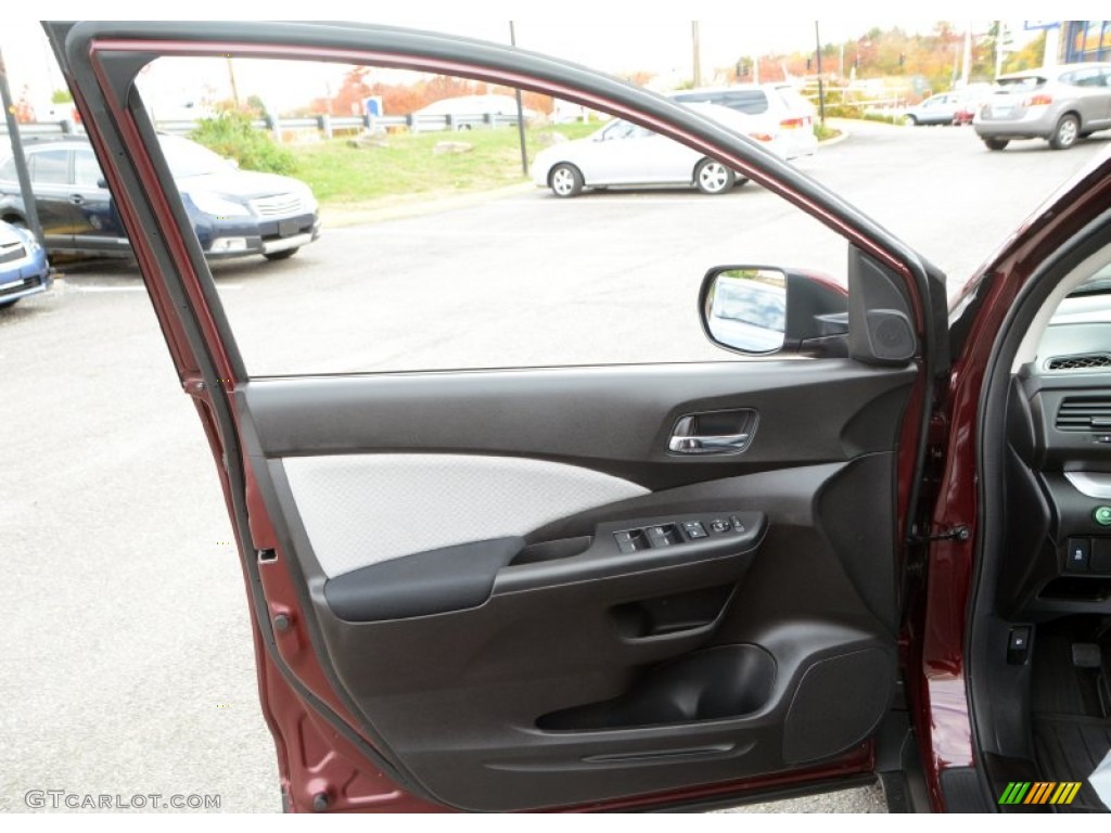 2015 Honda CR-V EX Gray Door Panel Photo #108372894
