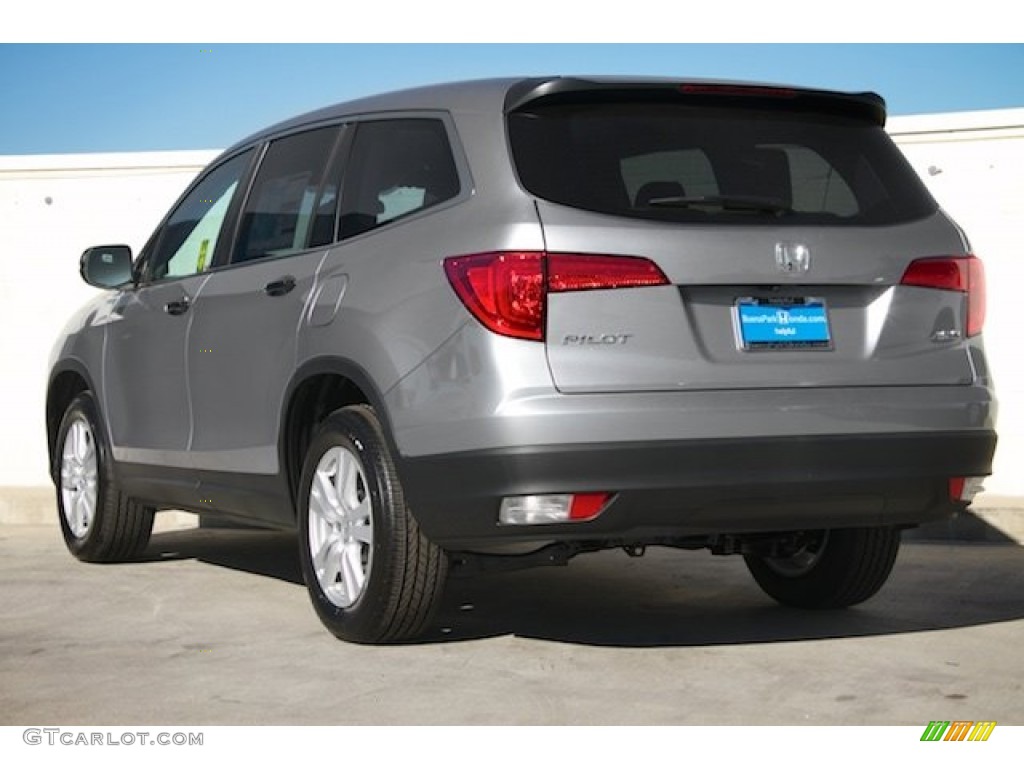2016 Pilot LX AWD - Lunar Silver Metallic / Gray photo #2