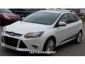 White Platinum - Focus Titanium Sedan Photo No. 1