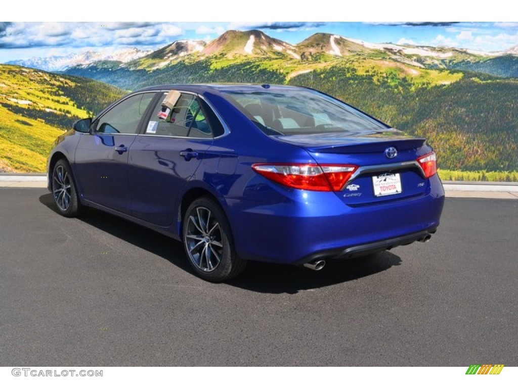 2016 Camry XSE - Blue Crush Metallic / Ash photo #3