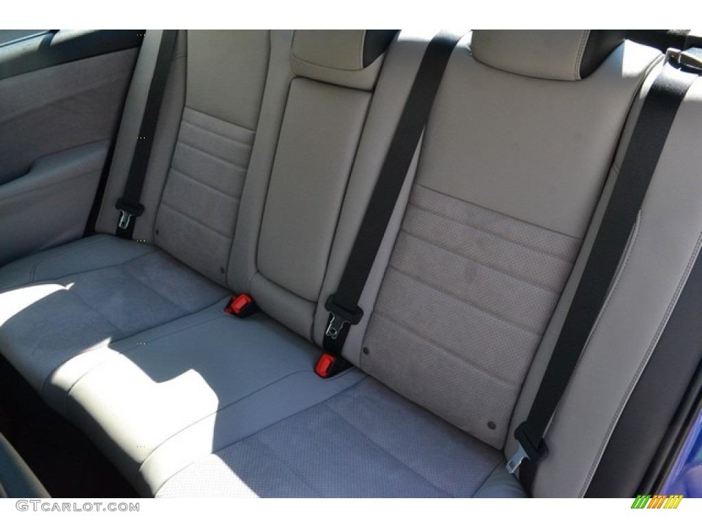 2016 Camry XSE - Blue Crush Metallic / Ash photo #7