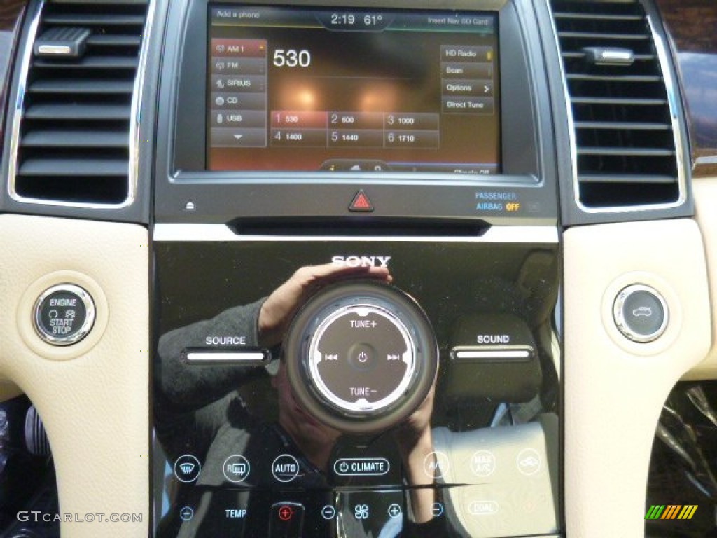 2015 Taurus Limited - White Platinum Metallic / Dune photo #15