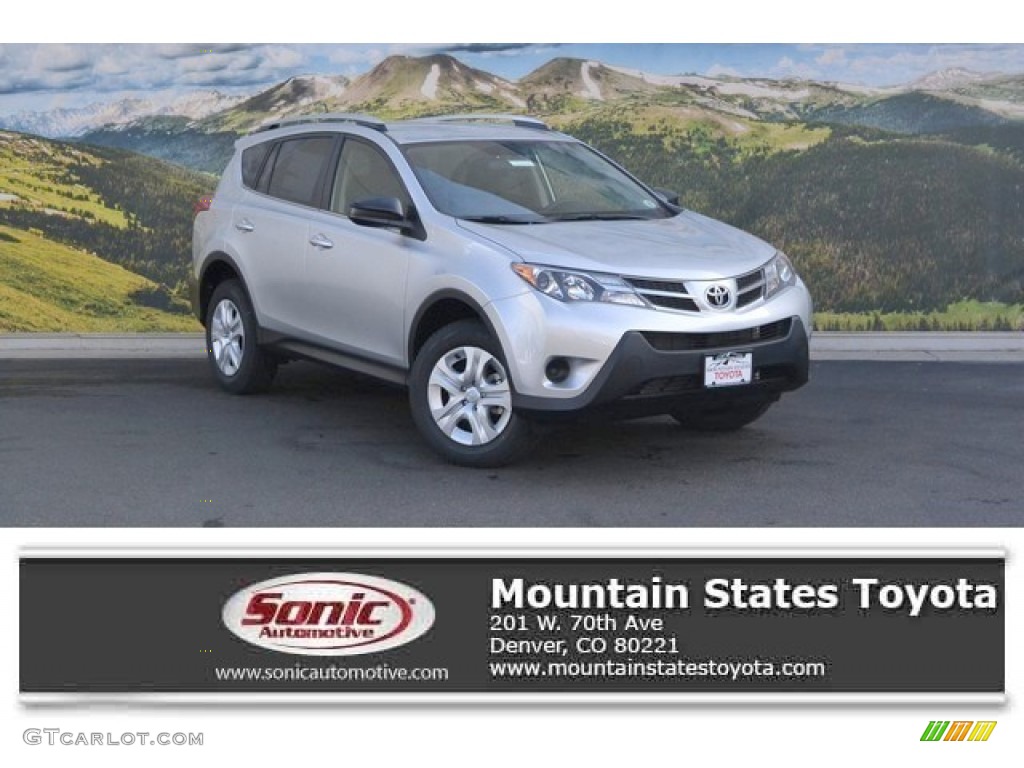 2015 RAV4 LE - Classic Silver Metallic / Black photo #1