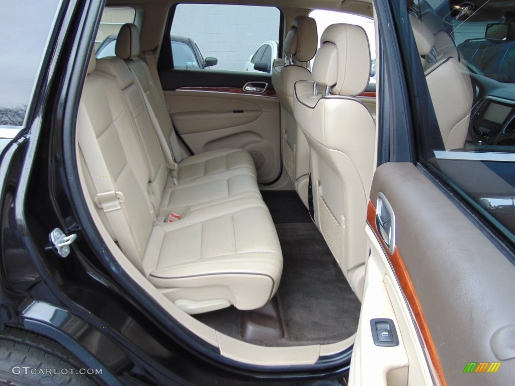 2011 Grand Cherokee Overland 4x4 - Brilliant Black Crystal Pearl / Dark Frost Beige/Light Frost Beige photo #25