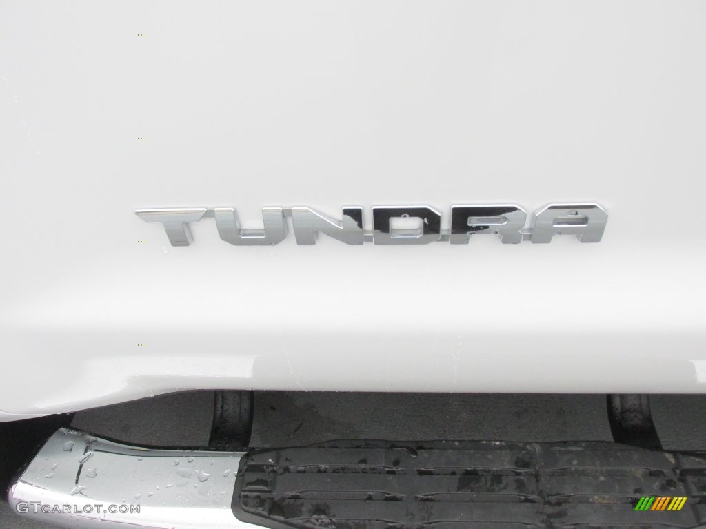2016 Tundra Limited CrewMax 4x4 - Super White / Black photo #15
